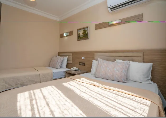 Grand Reis Hotel