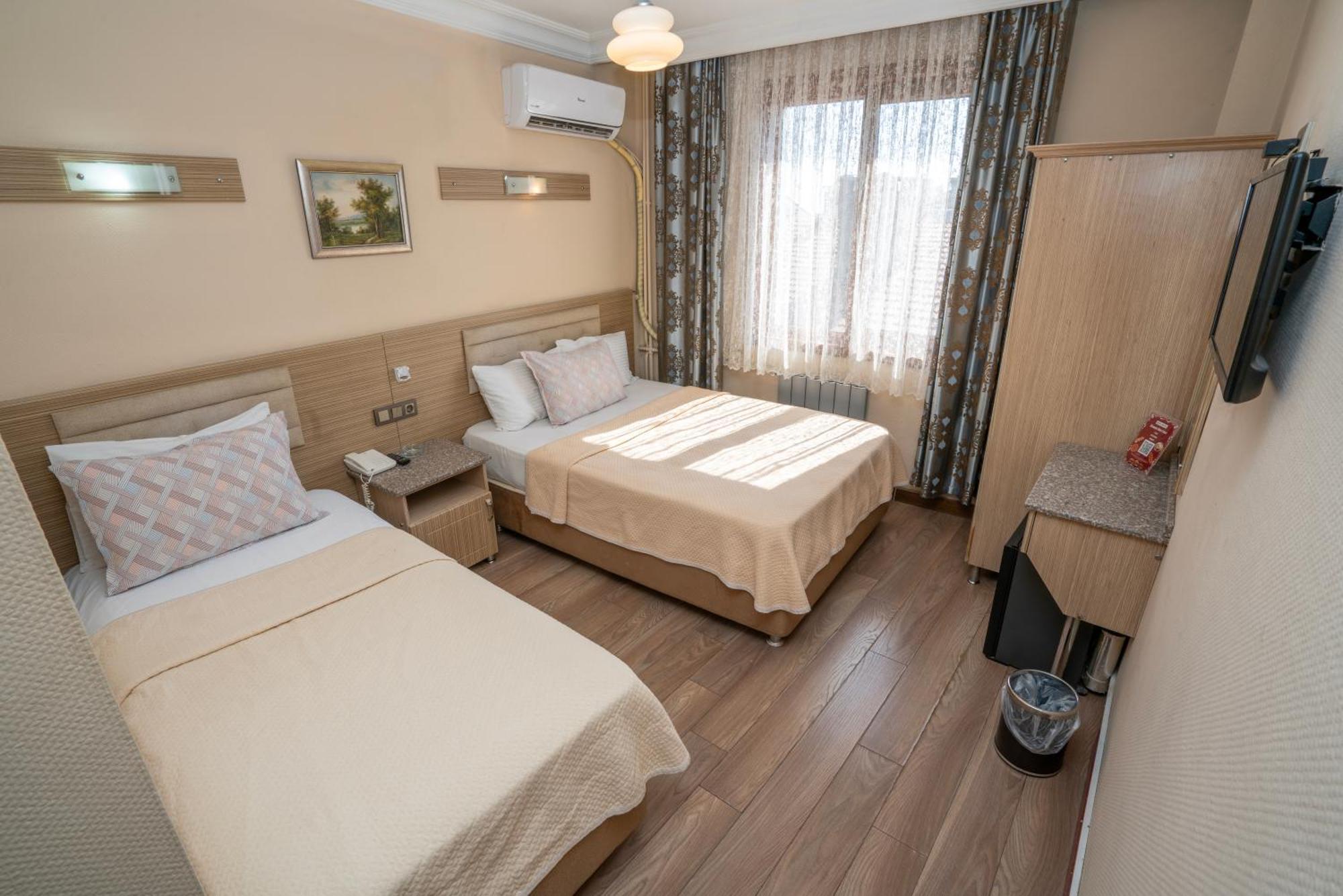 Готель Grand Reis 2*